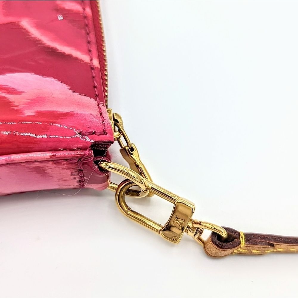 Louis Vuitton Vernis Ikat Flower Pochette - Picture 13 of 13